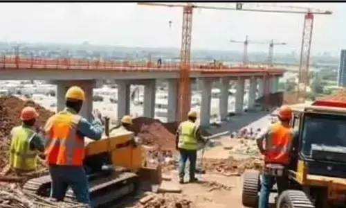 Bridge construction causes traffic snarls in Secunderabad-  Shamirpet corridor