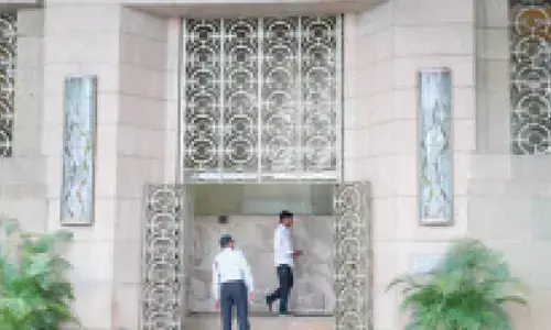 Cobrapost lens on Anil Ambani-led Reliance