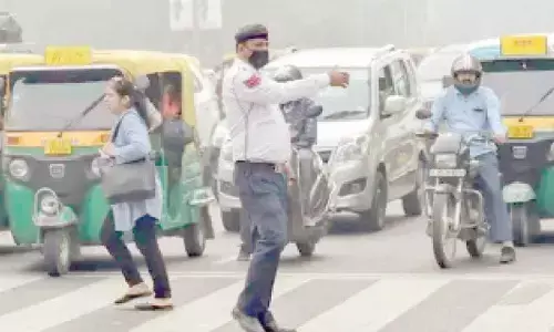 Safety measures for traffic cops stepped up as air quality worsens