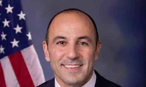 US lawmakers urge Trump to reconsider H-1B visa crackdown