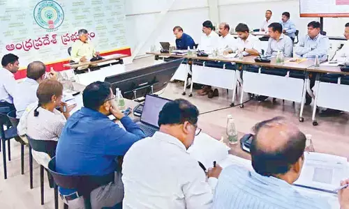 CM sets 15-day review cycle to fast-track capital works