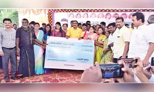 State govt releases Rs. 1,000 cr for Polavaram displaced