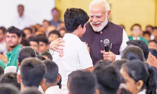 Maoist violence down in India: PM