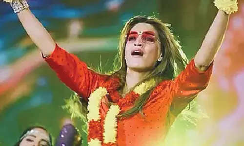 Kriti Sanon says ‘can I pls restart October’ as she reflects on the month gone by