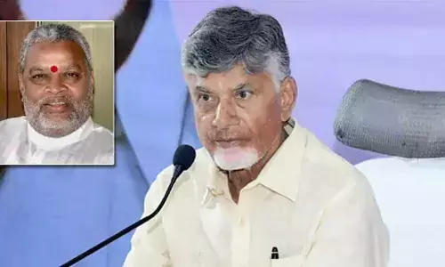 Chandrababu pays tributes to Kinjarapu Errannaidu on Death Anniversary