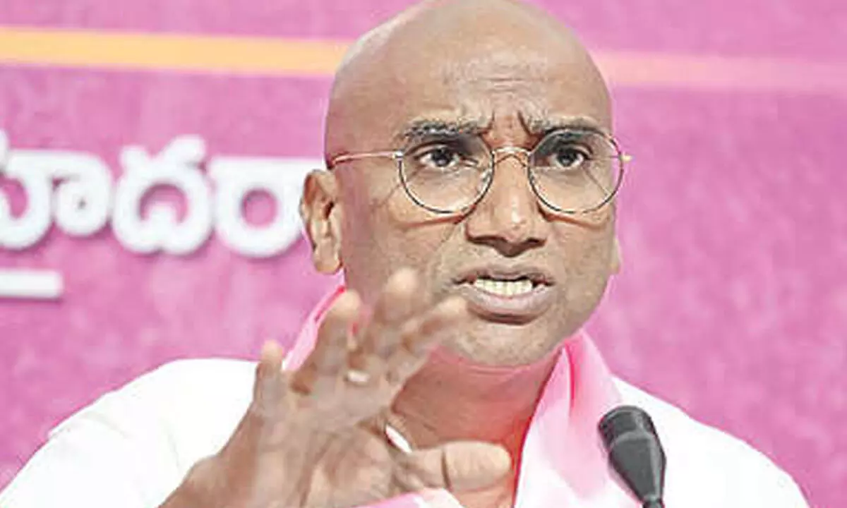 RS Praveen Kumar slams CM over police action