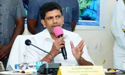 Pemmasani holds meet with CRDA officials