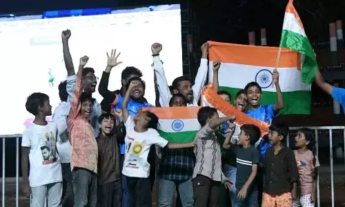 Fans cheer for India at Women’s World Cup Final