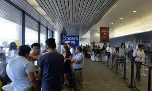 Thousands of flights delayed as US shutdown drags on