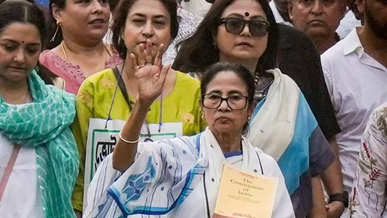 Mamata leads SIR stir in Bengal Mamata leads SIR stir in Bengal