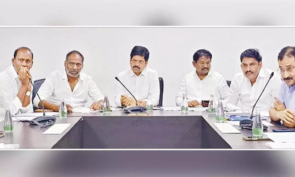 Kollu urges granite units to end strike, forms committee Kollu urges granite units to end strike, forms committee