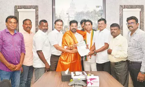 Telangana Tamil Sangam members seek govt support for celebrating festivals, literary events