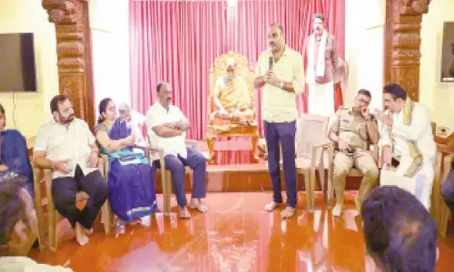 Meeting held for Laksha Kantha Gita and Modi’s visit to Udupi