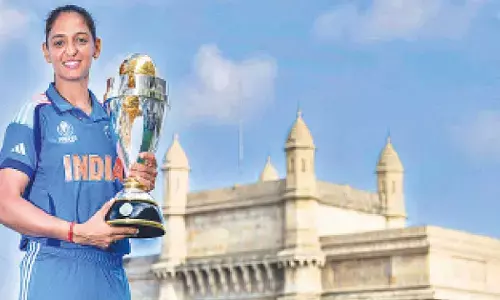 Indian women cricketers made us all proud: Lt Gen Kapoor