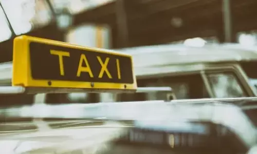 Kerala cancels licences of Munnar taxi drivers who harassed Mumbai tourist