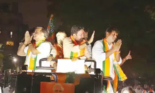 Kishan Reddy leads bike rally; vows new era for Jubilee Hills