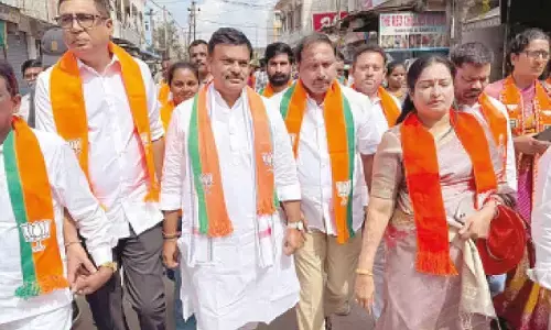 AP BJP leaders intensify campaign for JH candidate Lankala Deepak Reddy