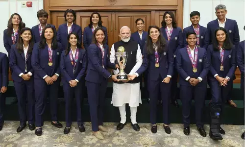 PM Modi Hails Indian Women’s Cricket Team After Historic World Cup Win