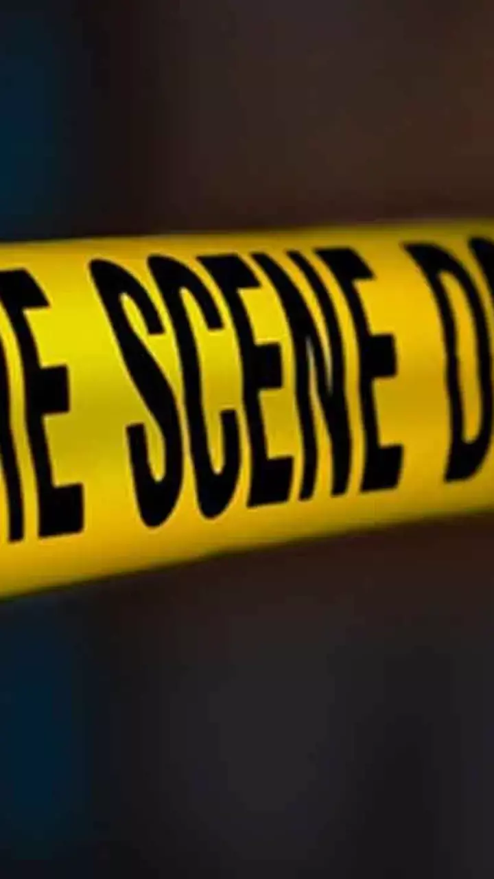 MP horror: Jilted lover slits womans throat at bus stand in Balaghat; bystanders record atrocity MP horror: Jilted lover slits womans throat at bus stand in Balaghat; bystanders record atrocity