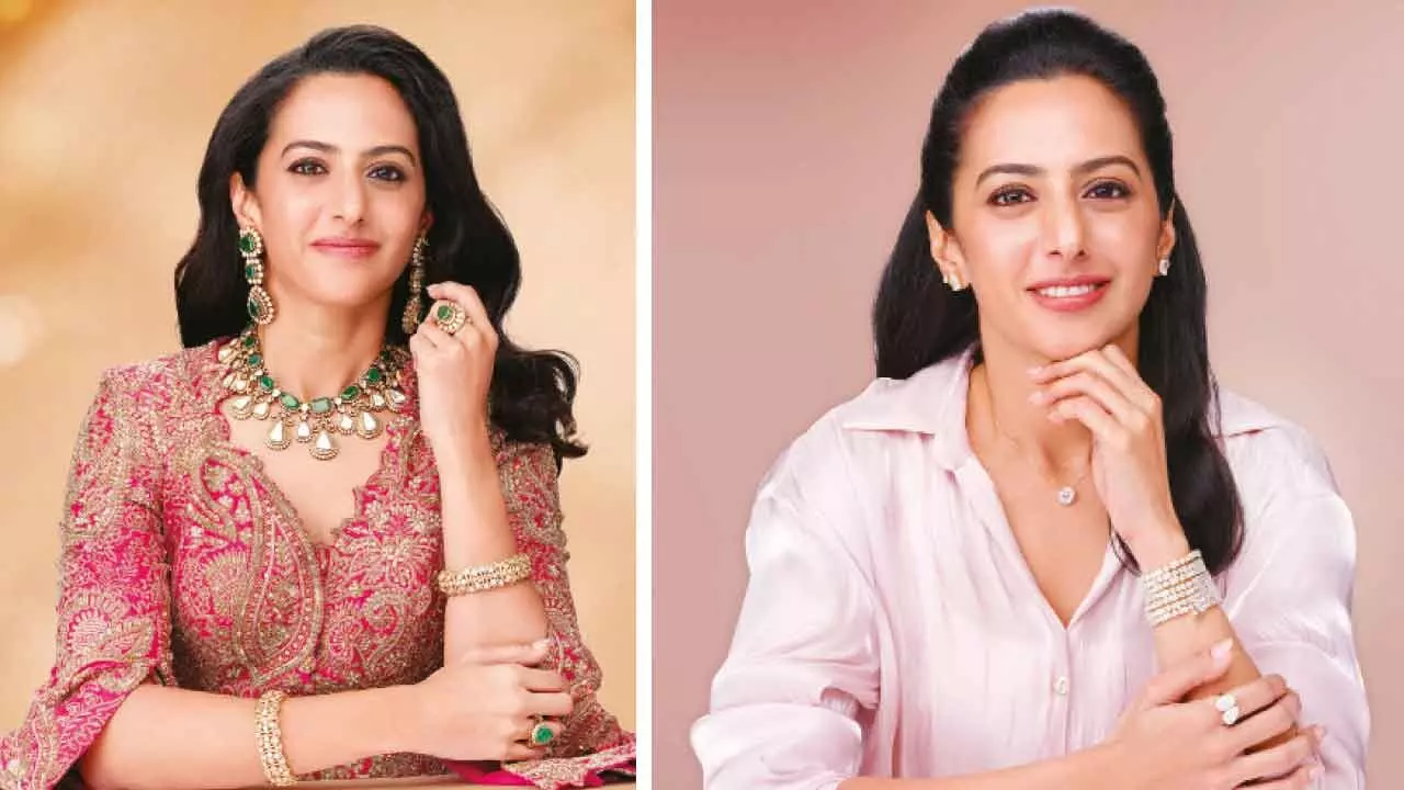 Smt. Nandamuri Tejeswini Shines as Brand Ambassador for Siddhartha Fine Jewellers Smt. Nandamuri Tejeswini Shines as Brand Ambassador for Siddhartha Fine Jewellers