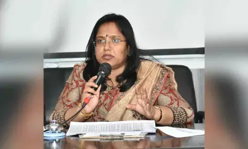 IAS association condemns FATHI’s attacks on education secretary Sridevasena