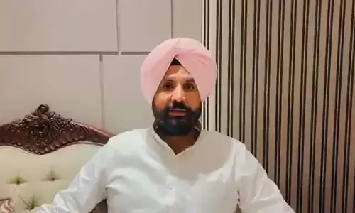 Kejriwal slams Warring over ‘casteist’ remark on Buta Singh