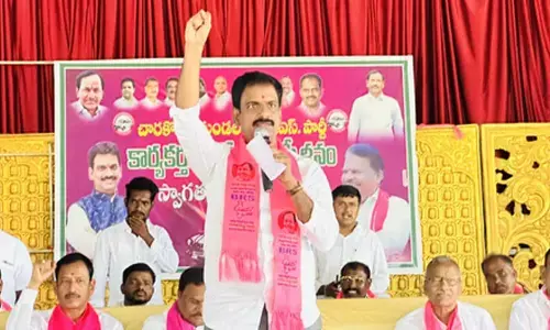 ECI flying squads conduct searches at houses of BRS leaders in Hyderabad