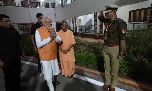 Grand welcome for Prime Minister Narendra Modi in Kashi