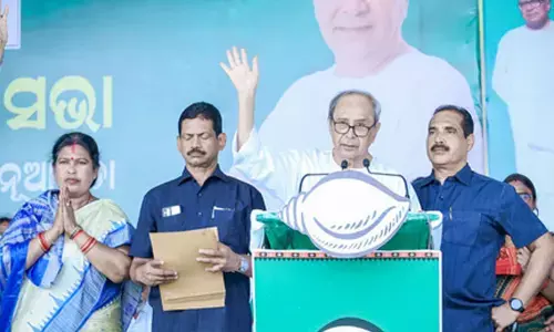Naveen Patnaik leads massive roadshow in Nuapada, seeks vote for BJDs Snehangini Chhuria