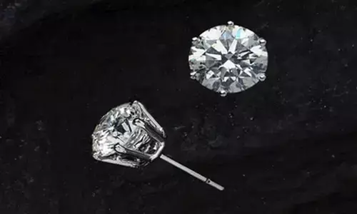 Panna miner’s first dig strikes rich: Farmer unearths five diamonds