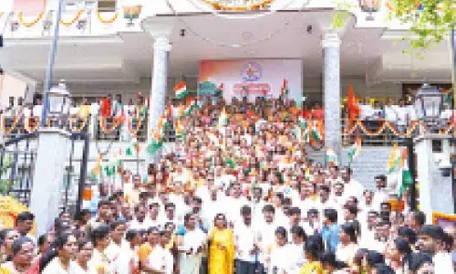 BJP accuses Cong of conspiring against ‘Vande Mataram’ since Independence