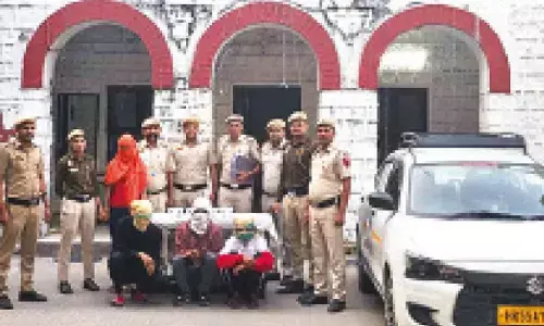 Delhi police solve robbery case within 48 hrs, arrest 4