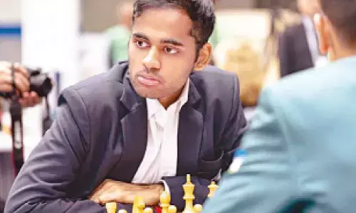 Erigaisi draws first blood against Vokhidov; Gukesh held