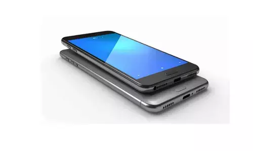 Indian smartphone market set to witness moderate growth in 2025, 5G leads