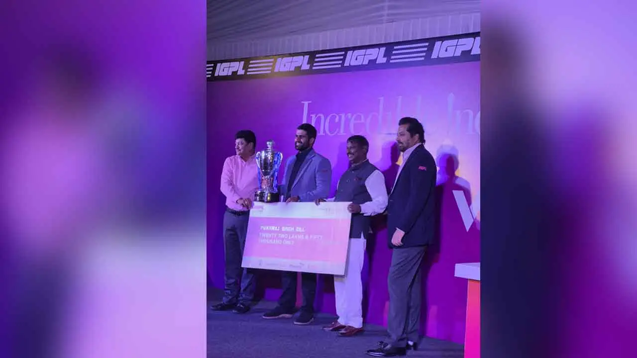 Pukhraj climbs to 2nd place on IGPL OOM rankings, receives award from Arjun Munda
