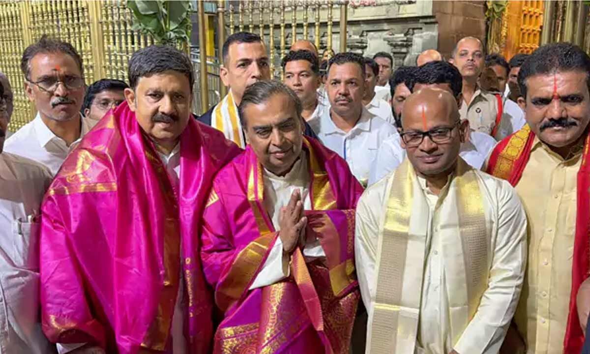 Mukesh Ambani Announces New Kitchen at Tirumala Temple
