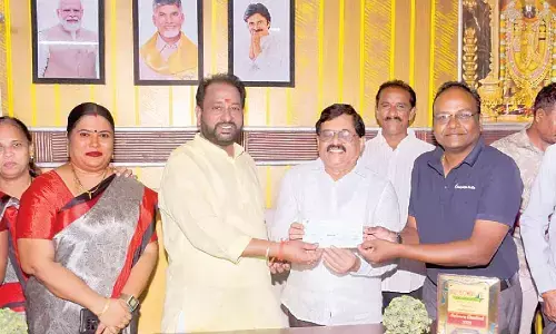 Students contribute Rs 1.08L to elderly community