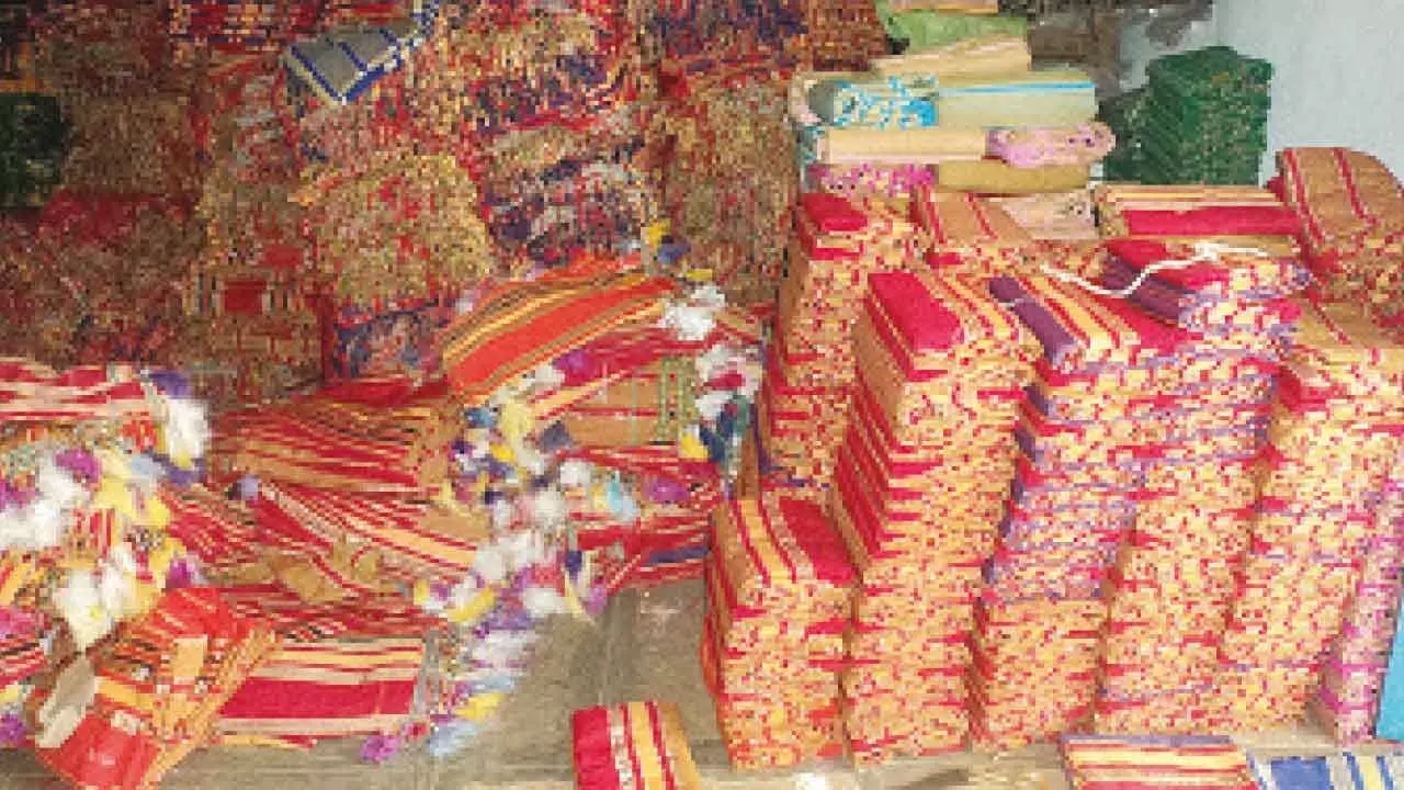 Modern designs to revive fading powerloom industry Modern designs to revive fading powerloom industry