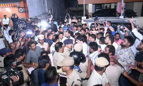 Stray incidents, scuffles and mild lathi-charge mar polling