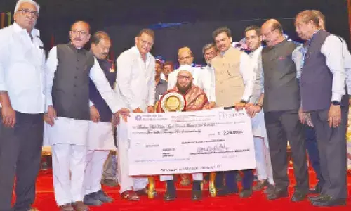 Lateef Khan conferred Maulana Abul Kalam Azad National Award 2025