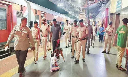 Security checks up across SCR station after Delhi blast