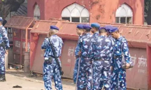 Bomb scare calls pour in; all false alarms