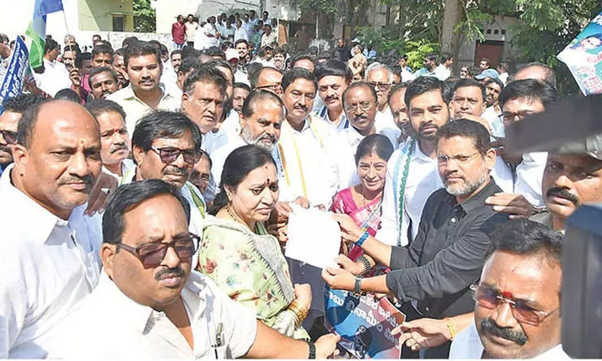 YSRCP launches statewide stir against privatisation YSRCP launches statewide stir against privatisation