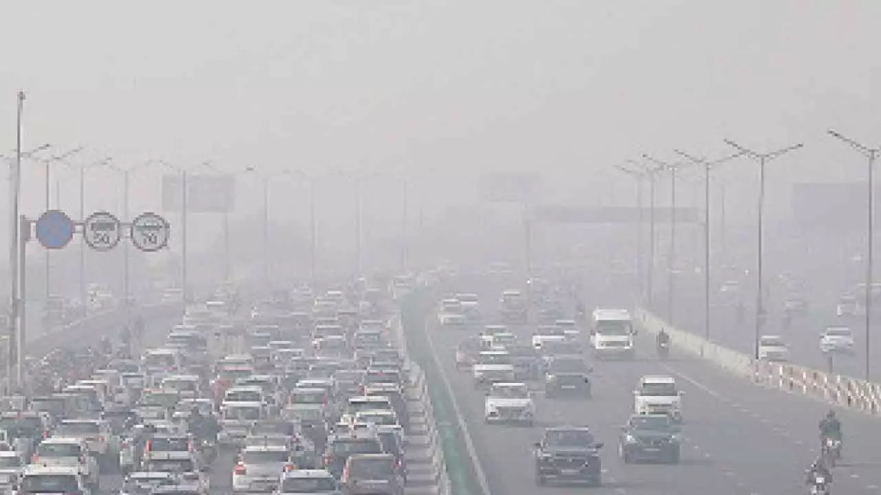 Delhi’s air quality ‘severe’ for second day in a row Delhi’s air quality ‘severe’ for second day in a row