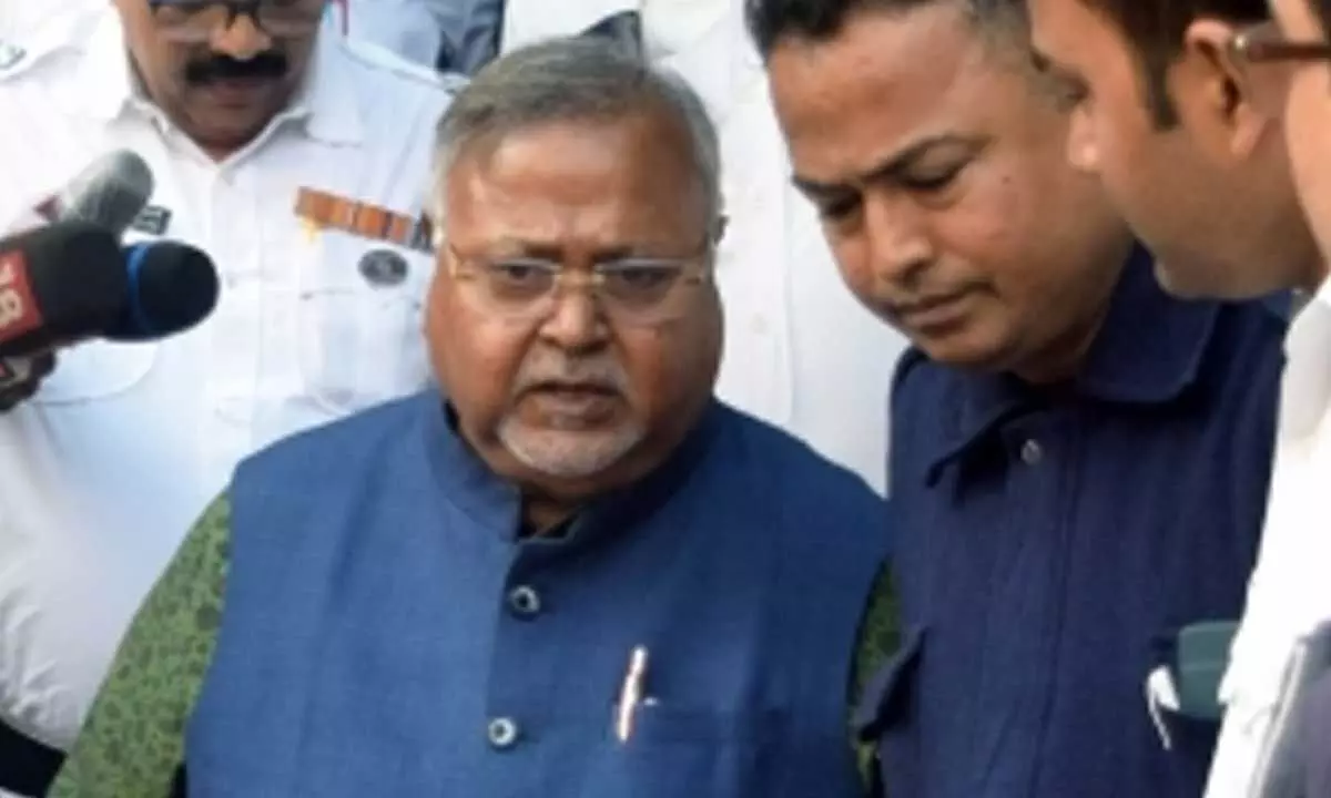 Partha Chatterjee to be treated like Independent MLA if he attends Winter Session of Bengal Assembly Partha Chatterjee to be treated like Independent MLA if he attends Winter Session of Bengal Assembly