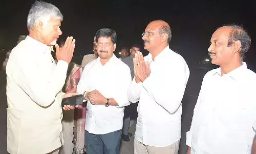 CM arrives in Visakhapatnam to oversee summit arrangements CM arrives in Visakhapatnam to oversee summit arrangements
