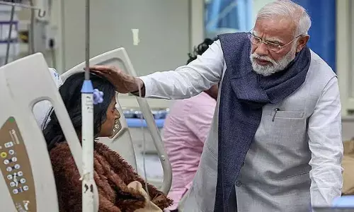PM visits blast survivors at LNJP hospital