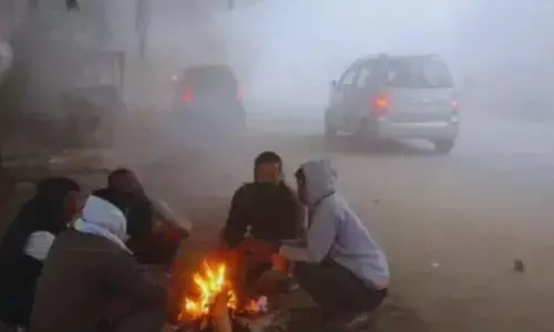 Cold waves hits AP, Telangana as temperatures drop