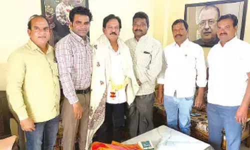 TRASMA leaders felicitates Jigar Award recipient