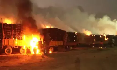 Bagalkot farmers’ protest turns violent: 20 tractors carrying sugarcane set ablaze near Mudhol